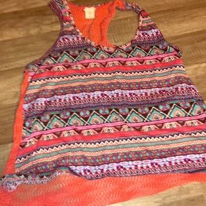 Tank top see through in the back